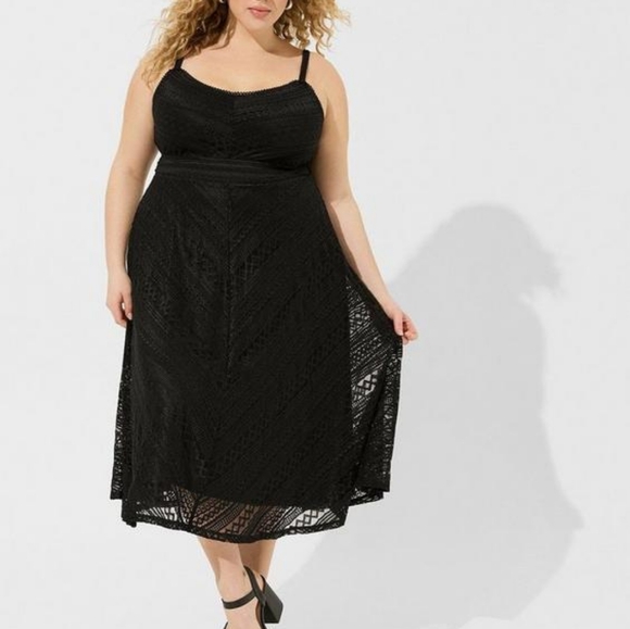 Torrid Lace Midi Dress - Picture 7 of 7